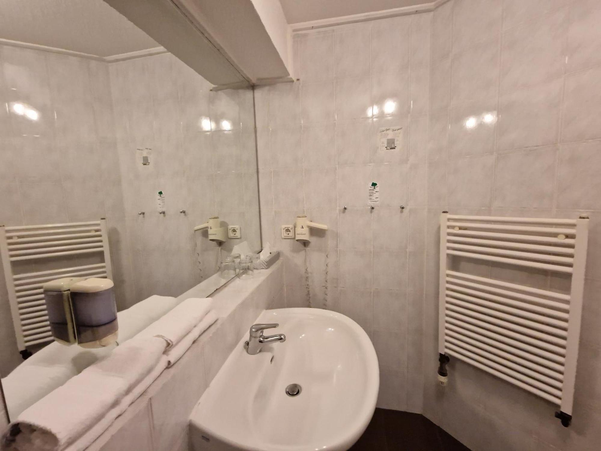 Hotel Haus Bremen garni Buitenkant foto